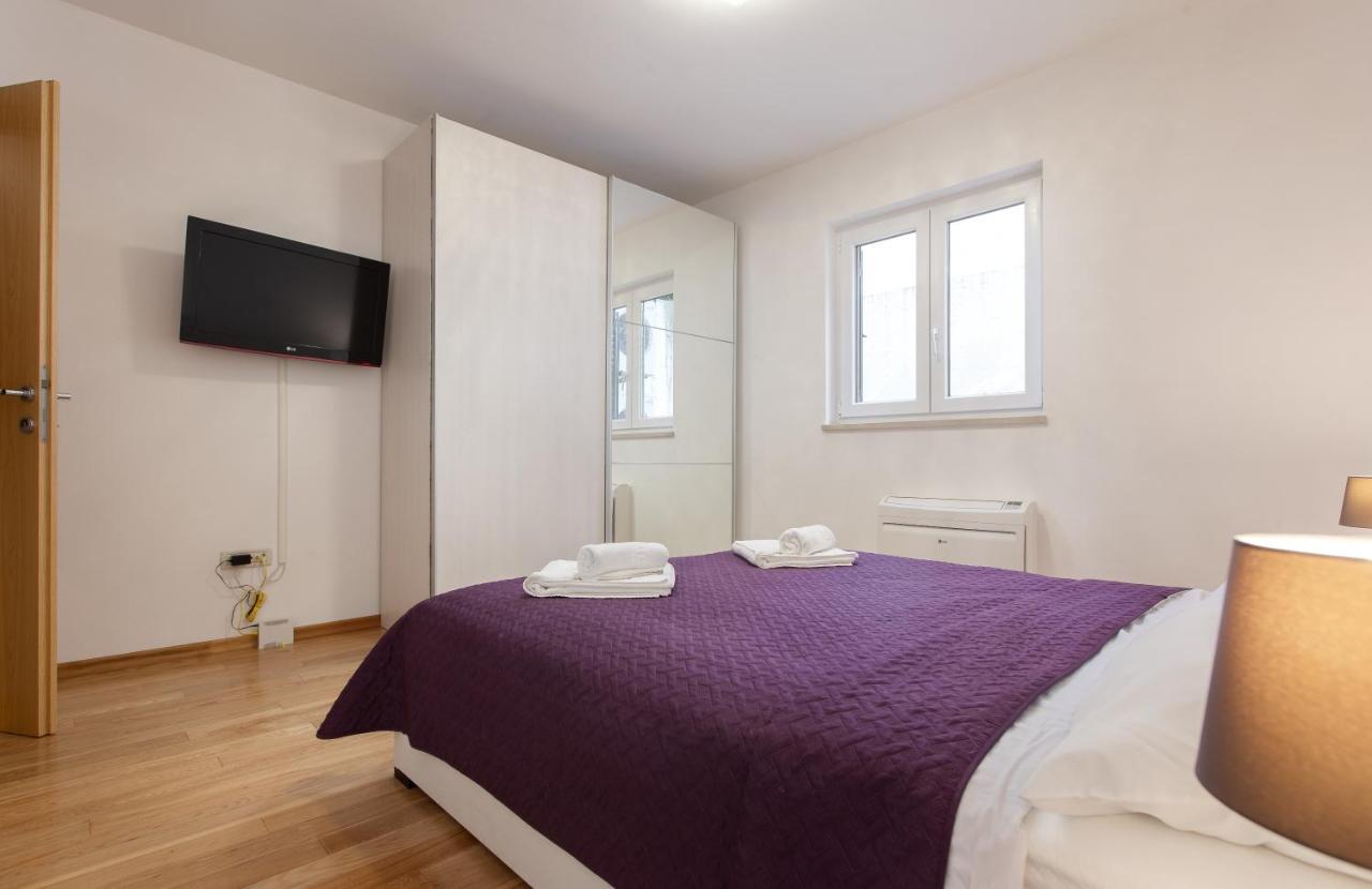 Apartment City Strand Макарска Екстериор снимка