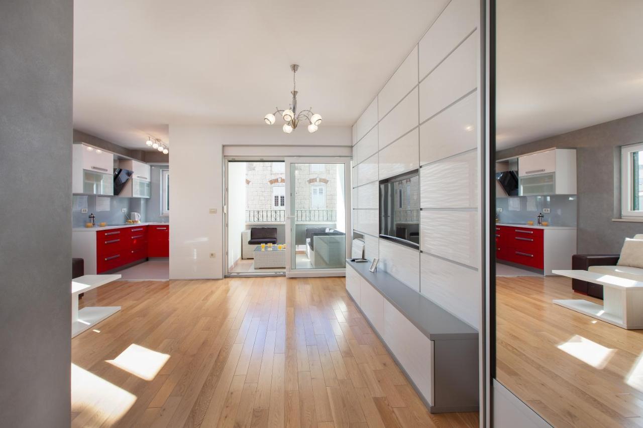 Apartment City Strand Макарска Екстериор снимка